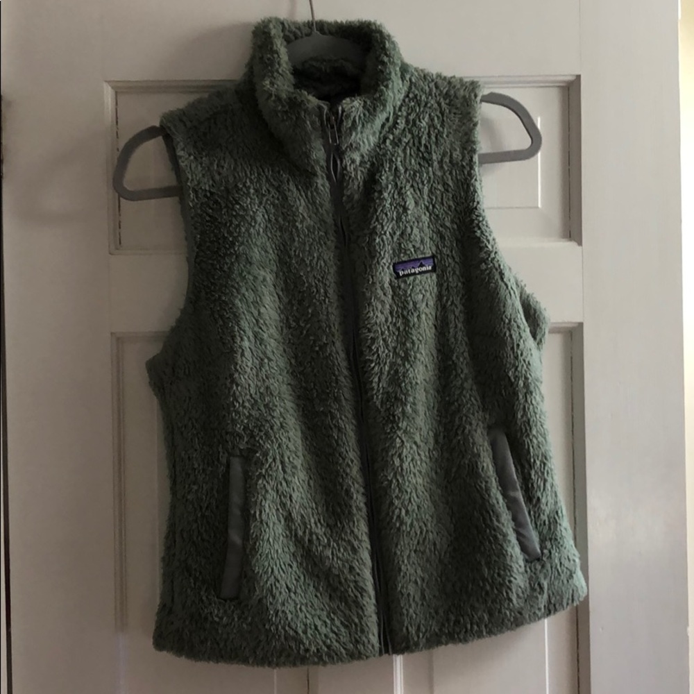 green Patagonia vest!